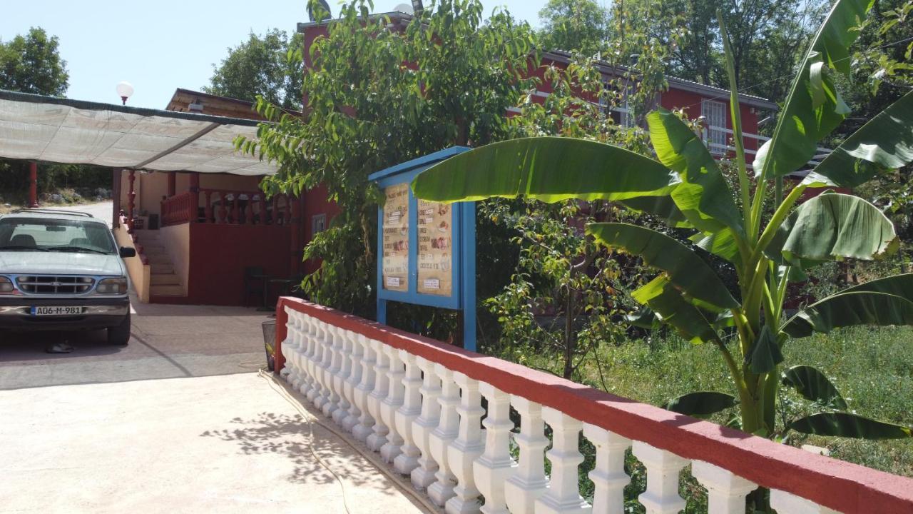 טרביניה Red Apartman מראה חיצוני תמונה