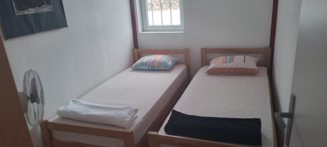 טרביניה Red Apartman מראה חיצוני תמונה